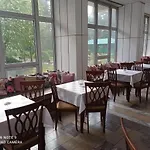 홀리데이파크 Krysztalowa Przystan *