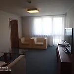 홀리데이파크 Krysztalowa Przystan 므르제지노