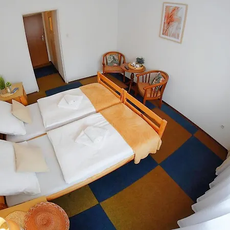 Krysztalowa Przystan *