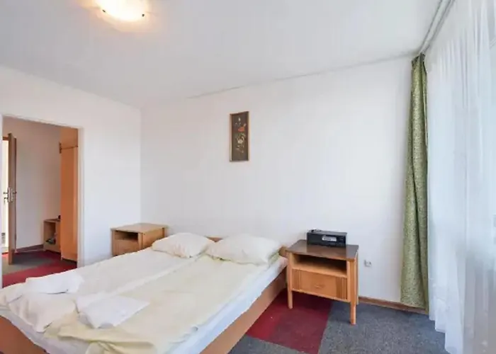 Kryształowa Przystań Mrzeżyno